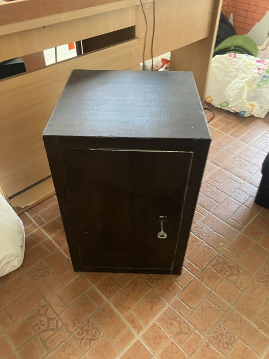 Метални каси Сейфове