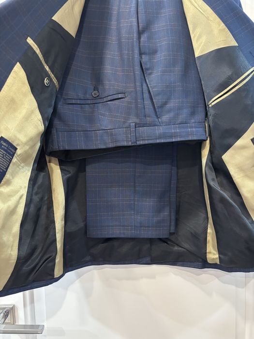 Продам мужской костюм