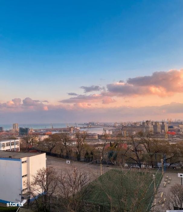 Loc De Parcare -Centrală Proprie-Ultracentral-Lângă Primărie și Plajă