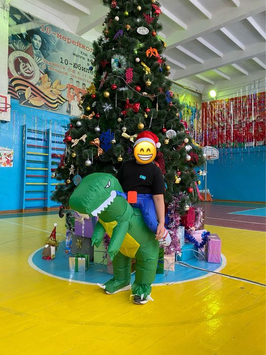 Продам детский надувной костюм динозавра