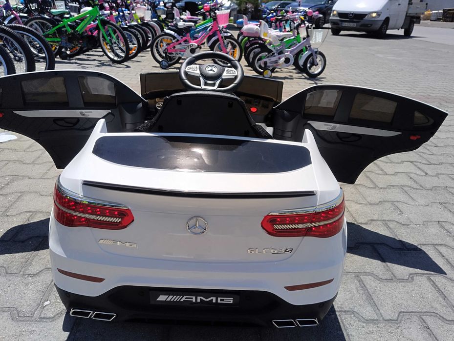 MERCEDES Акумулаторен джип GLC63 бял QLS 5688