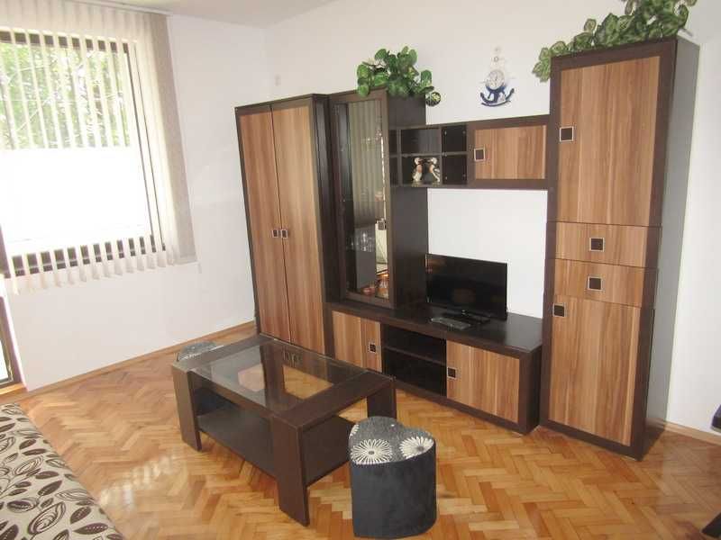 Почистване на имоти преди отдаването им под наем или продажба.