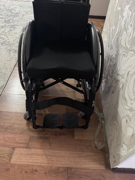 Инвалидная коляска