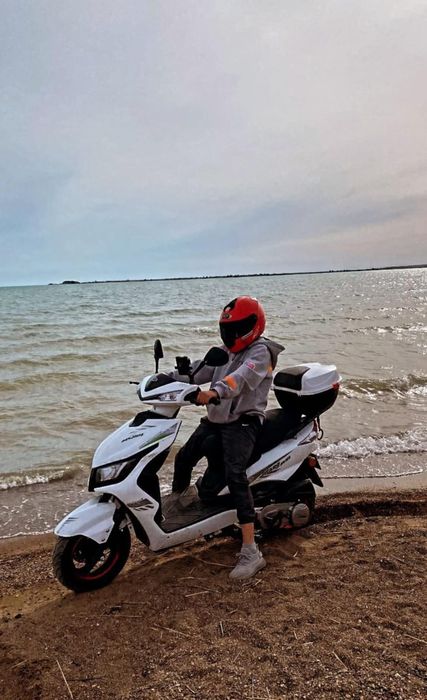 Продам м8 ,Скутер,Мотоцикл,Мопед