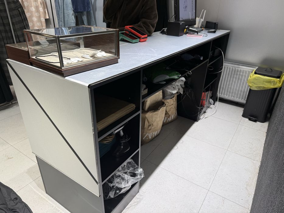 Продам кассу/ресепшн