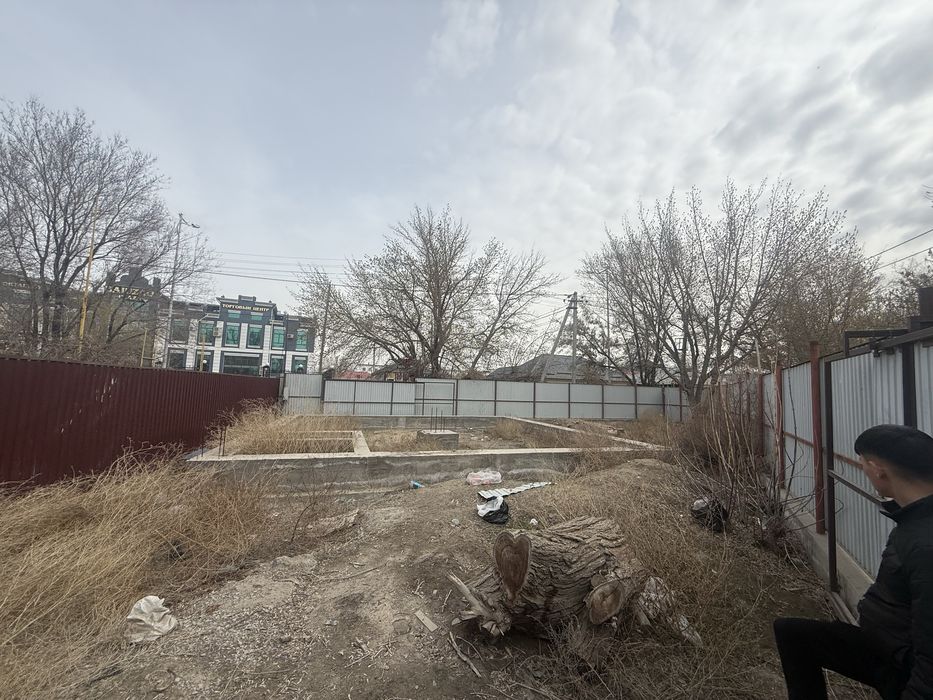 Жер сатылады ески базар аумагынан