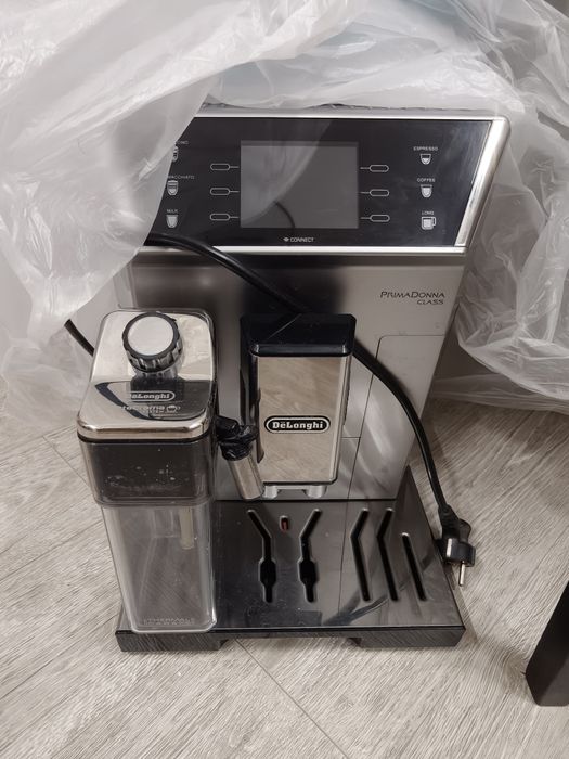 Кофемашина delonghi primadonna