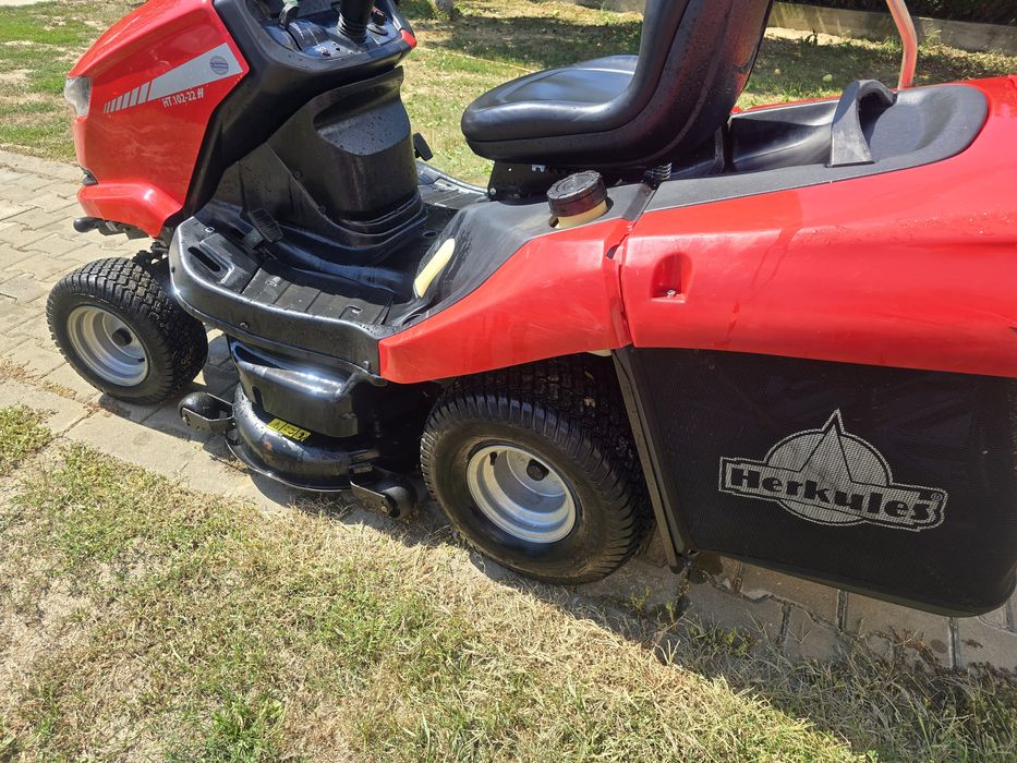Tractoras Herkules 22 cp