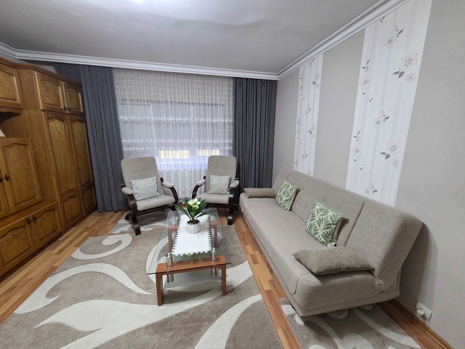 Apartament de vānzare 3 camerā