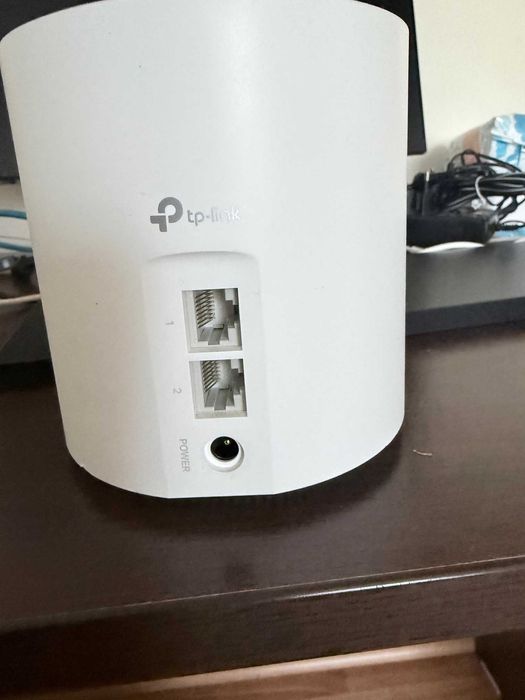 Router Tp-link BE25 si Tp-link  DECO AX20