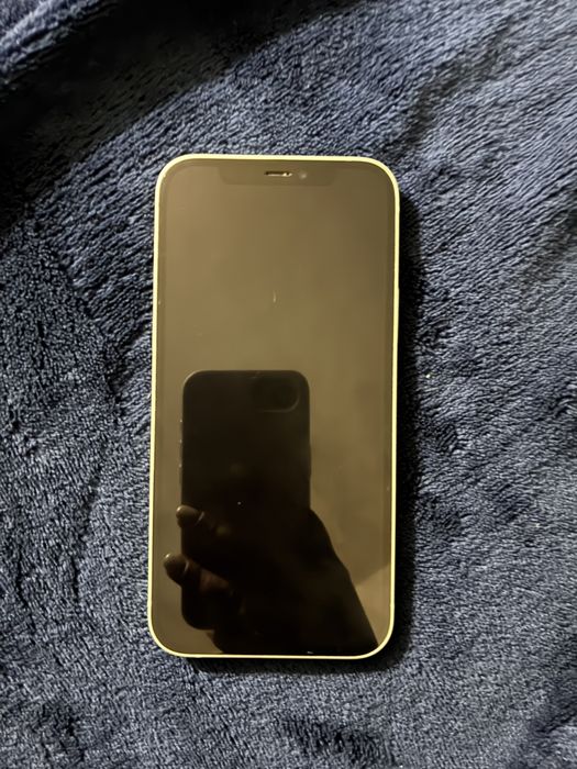 Vând Iphone 12 -64 GB