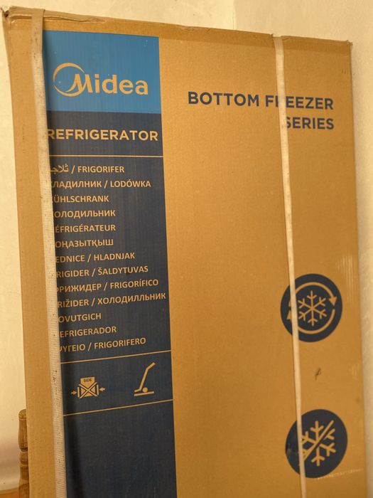 Холодильник новый