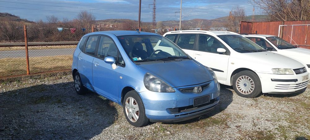 Honda Jazz 1,2 i , Хонда Джаз на части!
Юни 2004