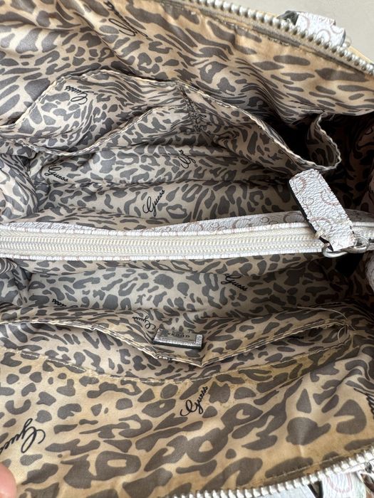 Дамска чанта Guess