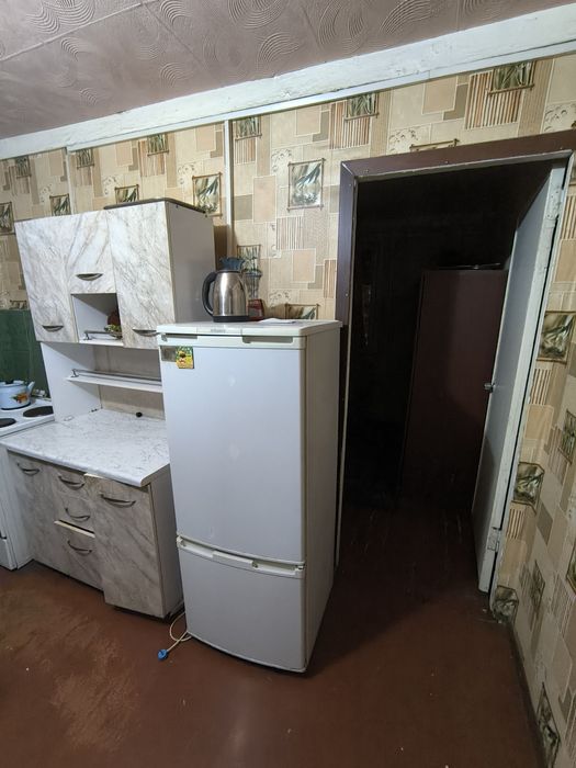 Аренда. 2 х ком квартиру Спутник 3. 2/2 в деревянном доме с обстановко