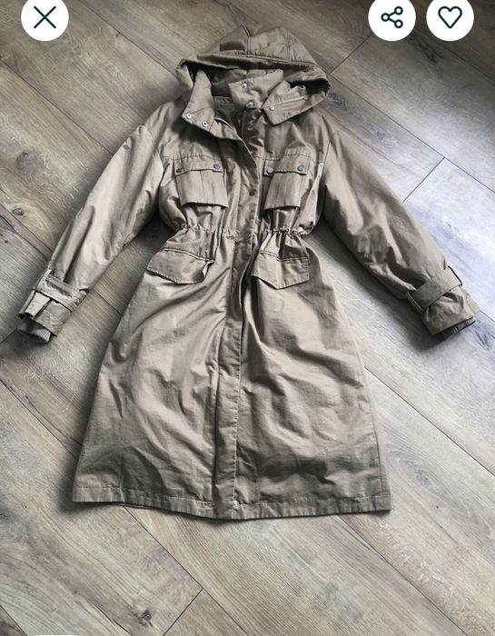 Дълго бежаво яке