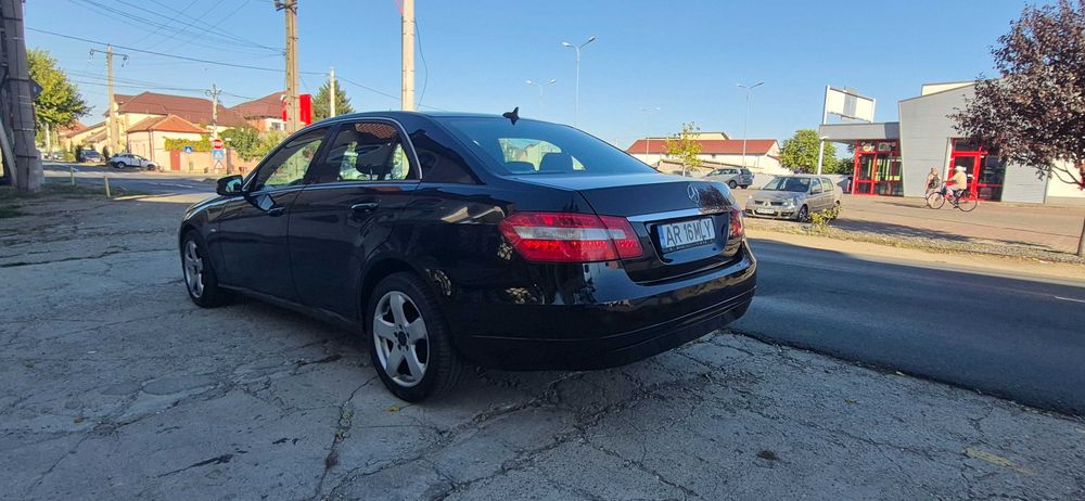 MERCEDES-BENZ E-Class 2010 — imagine 4