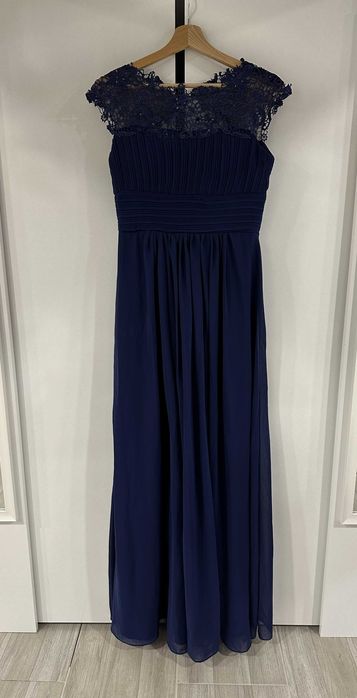 Официални рокли размер М/L