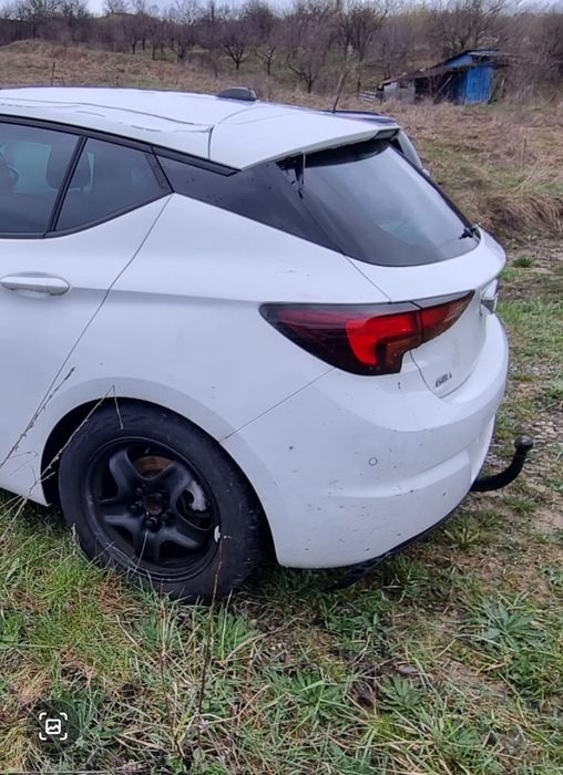 Carlig remorcare Opel Astra K detasabil original cu instalație electri