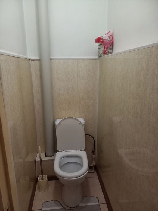 Срочно Центр 3х комнатную квартиру продам