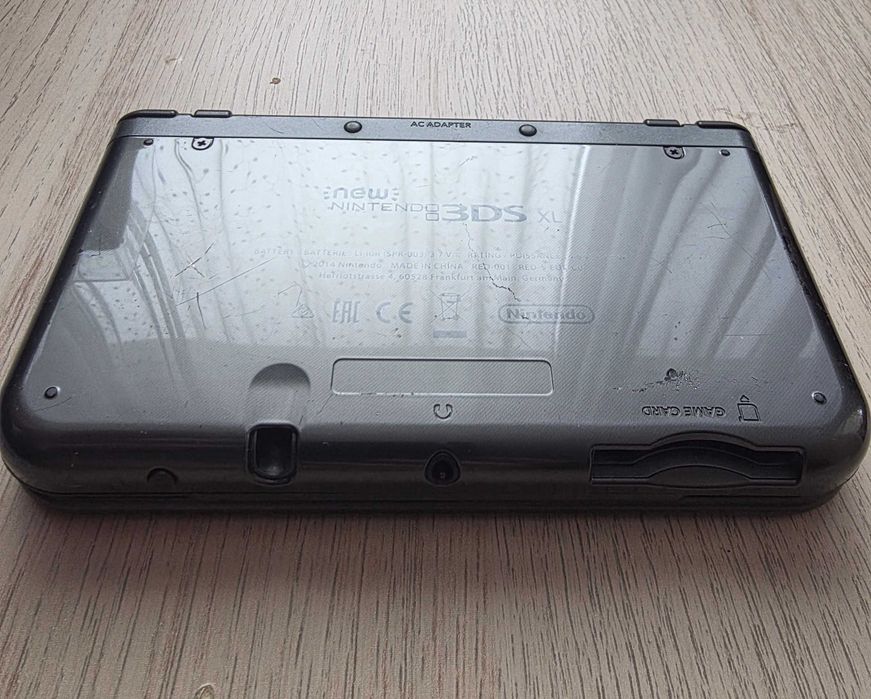 New Nintendo 3DS XL IPS екран черно