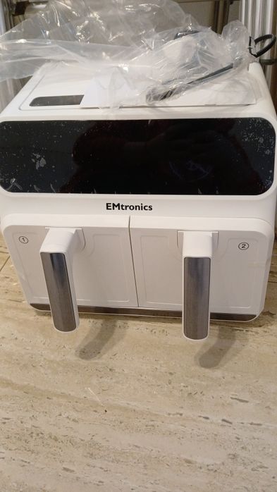 De vanzare ne folosite sunt noi