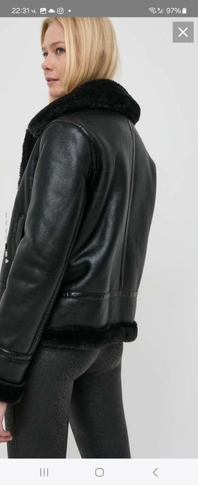 Ново яке GUESS /M