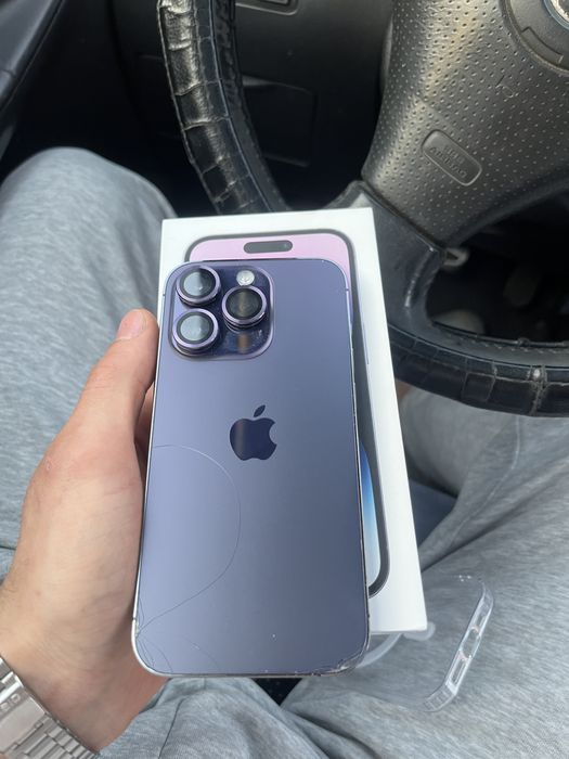 Срочно продам айфон 14Про