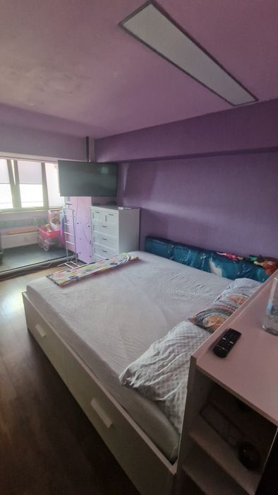 Închiriez apartament 3 camere