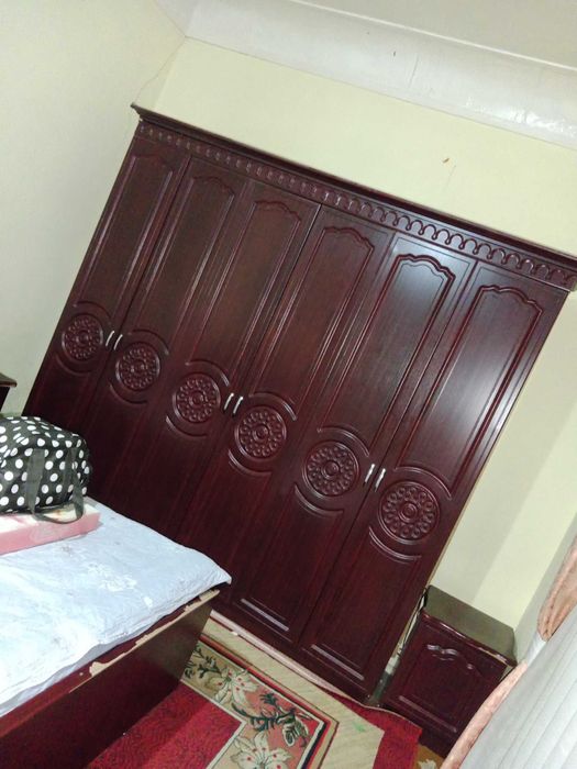 Uy mebellari sotiladi holati yangi