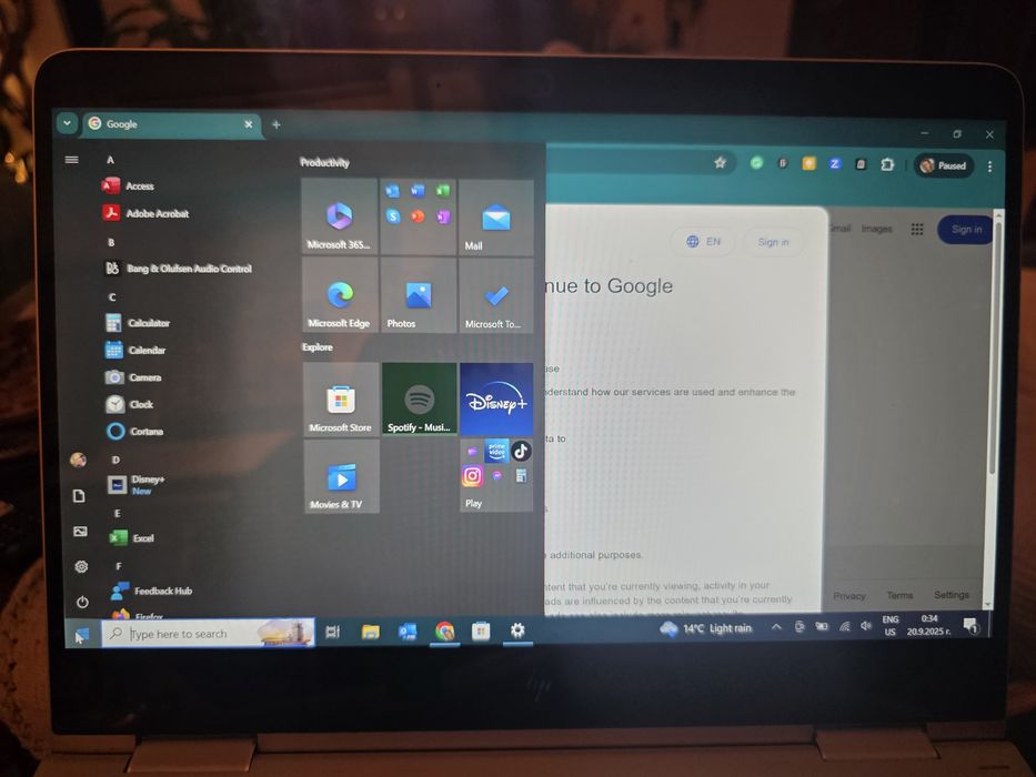 Лаптоп HP Spectre x360 13-w004nn с процесор Core i7-7500U, 8GB RAM, 512GB SSD PCIe и Windows 10