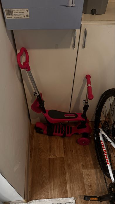 Детский самокат-велосипед,для девочек