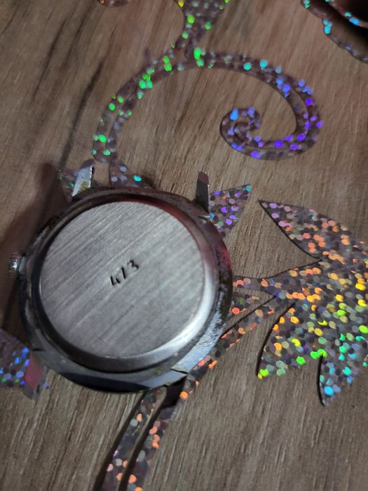 Vând mai multe ceasuri