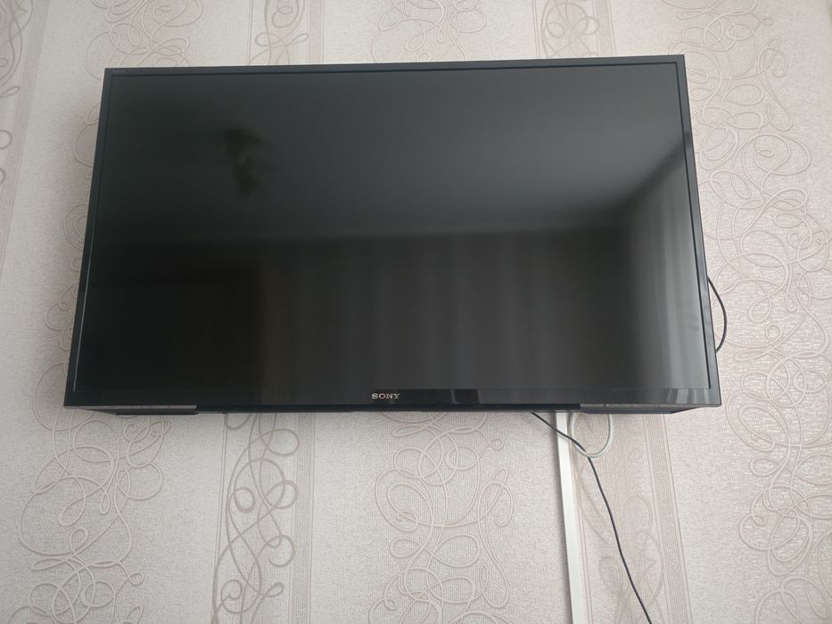 Телевизор Sony!!