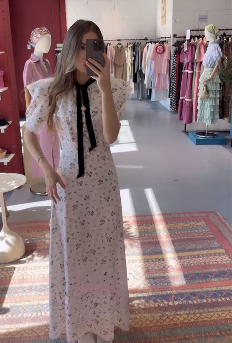 Платье очень красивое на выход