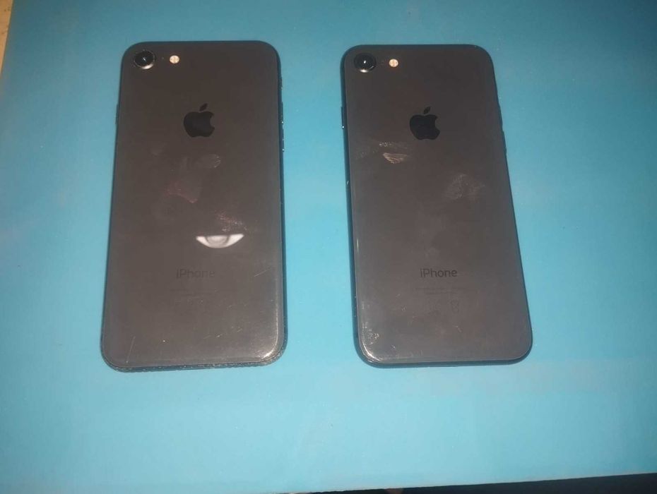 2x iPhone 8 – pornesc – piese / reparații – PREȚ BUN