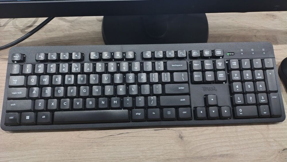 Monitor 75hz Mouse Asus Tastatura Trust