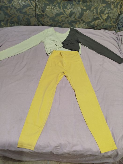 Женский костюм для фитнеса