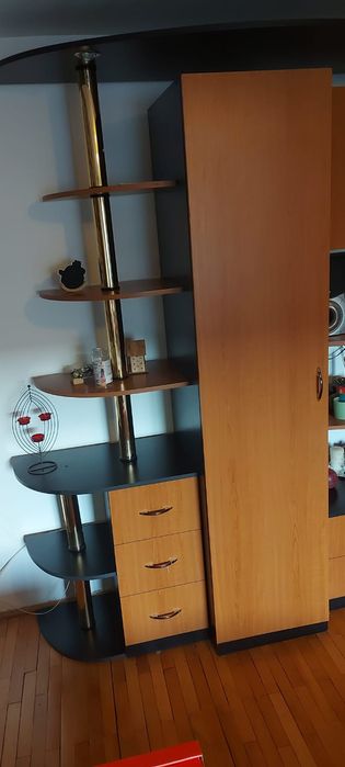 Mobilă living pe doi pereți