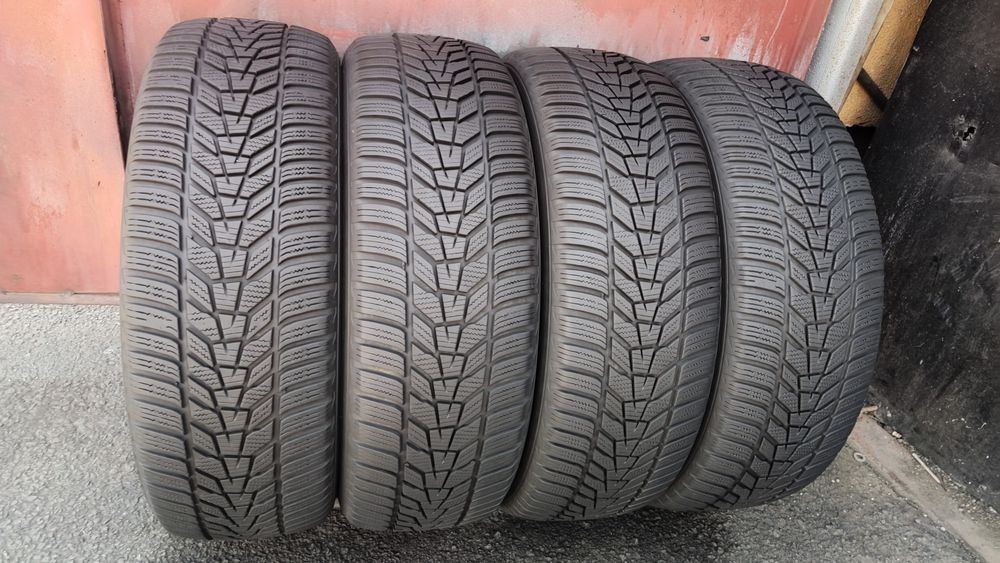 4броя зимни гуми 235/60/18 HANKOOK Winter i*cept Evo 3
dot24
