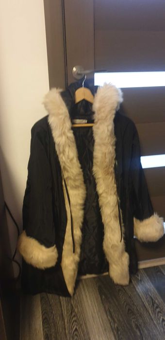 Vand geaca de iarna cu blana