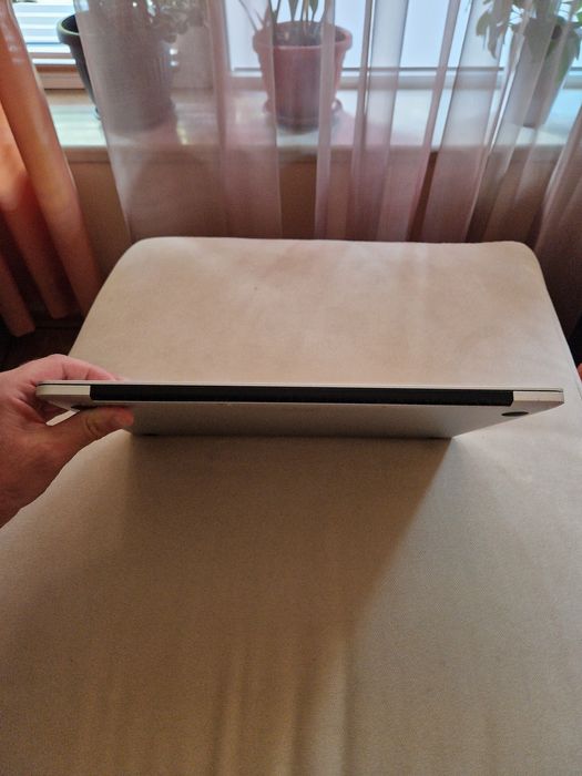 Apple MacBook Pro 15" - 16 GB RAM 2.2 GHz i7 / Макбук Про 15 инча