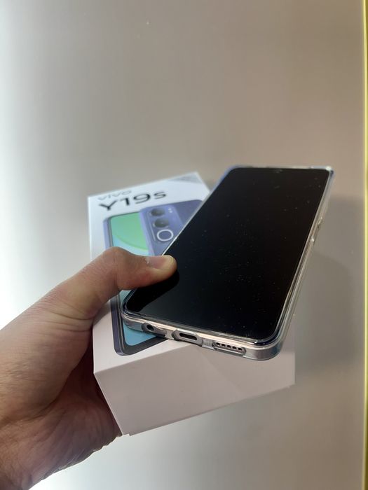 Новый смартфон VIVO Y19s