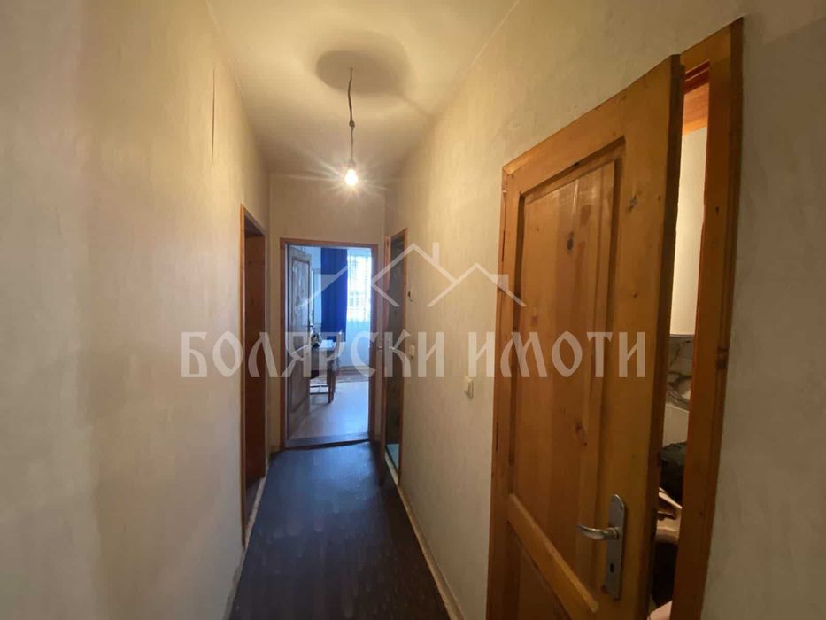 Продава се Тристаен апартамент в Велико Търново, Бузлуджа - 102 кв.м за 1212 €/кв.м - Снимка #3