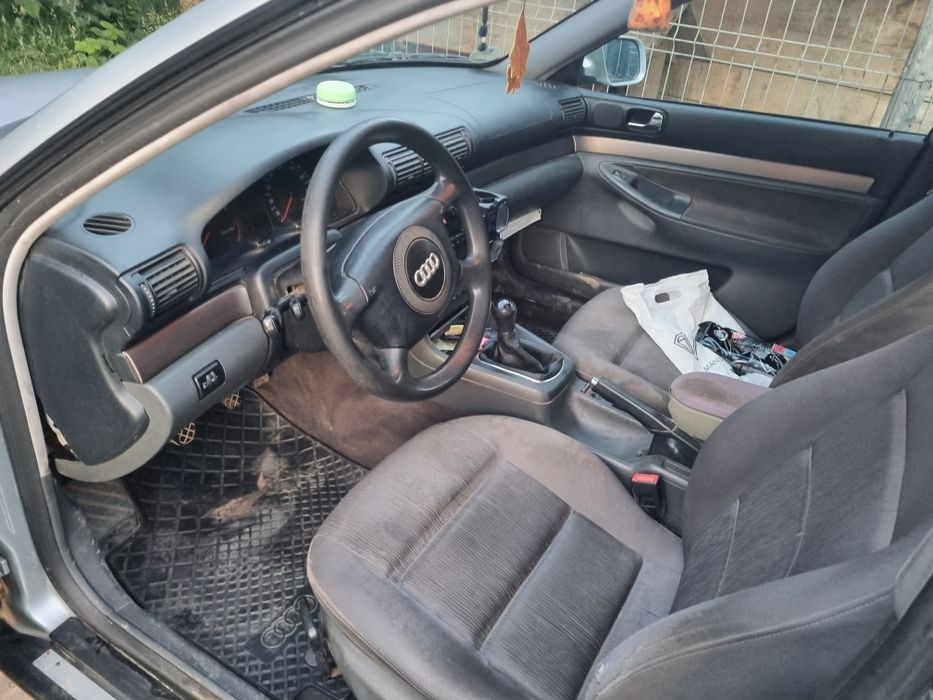 Audi A4 B5 2001 1.6 benzina