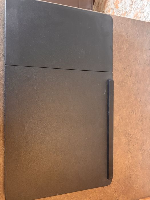 Masuta laptop in stare buna