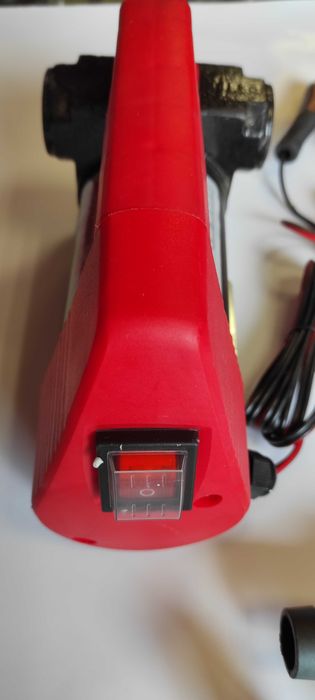 Помпа за масло на 12 волта