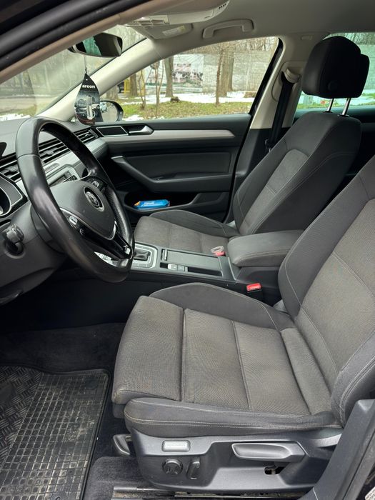 Volkswagen Passat Variant 2016 • 1.6 TDI • DSG 7+1 • Euro 6 fara adblu