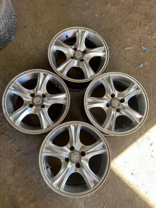 R15 PCD 4 *100 Комплект легкосплавных дисков