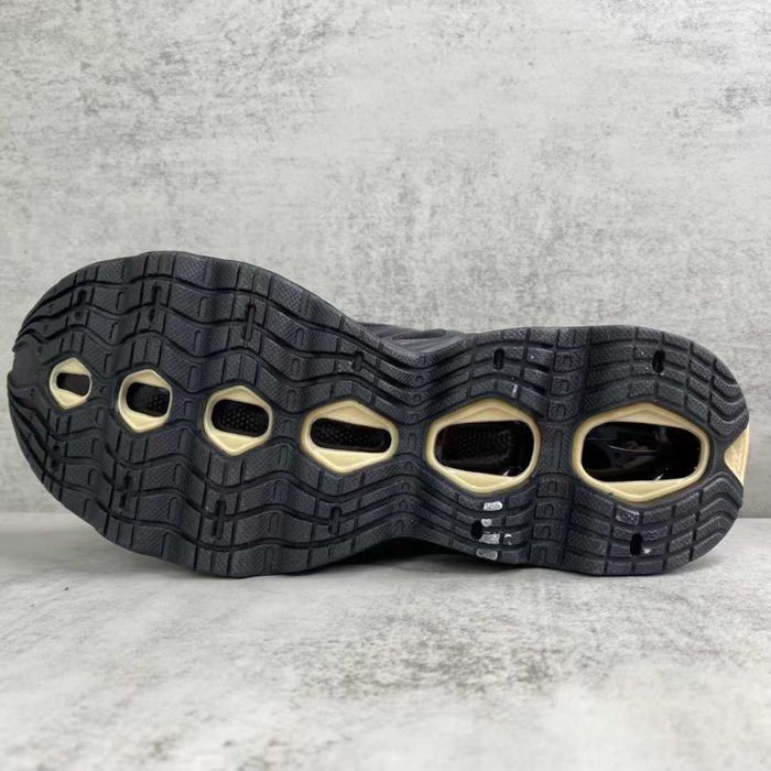 Нови мъжки маратонки Mizuno Wave Prophecy 14 S 'Black Gold